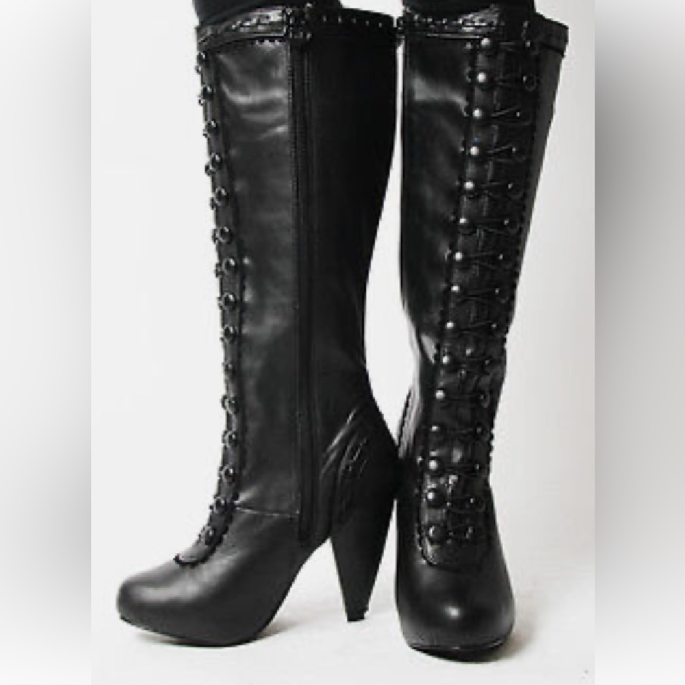 TUK Victorian Boots Size 9